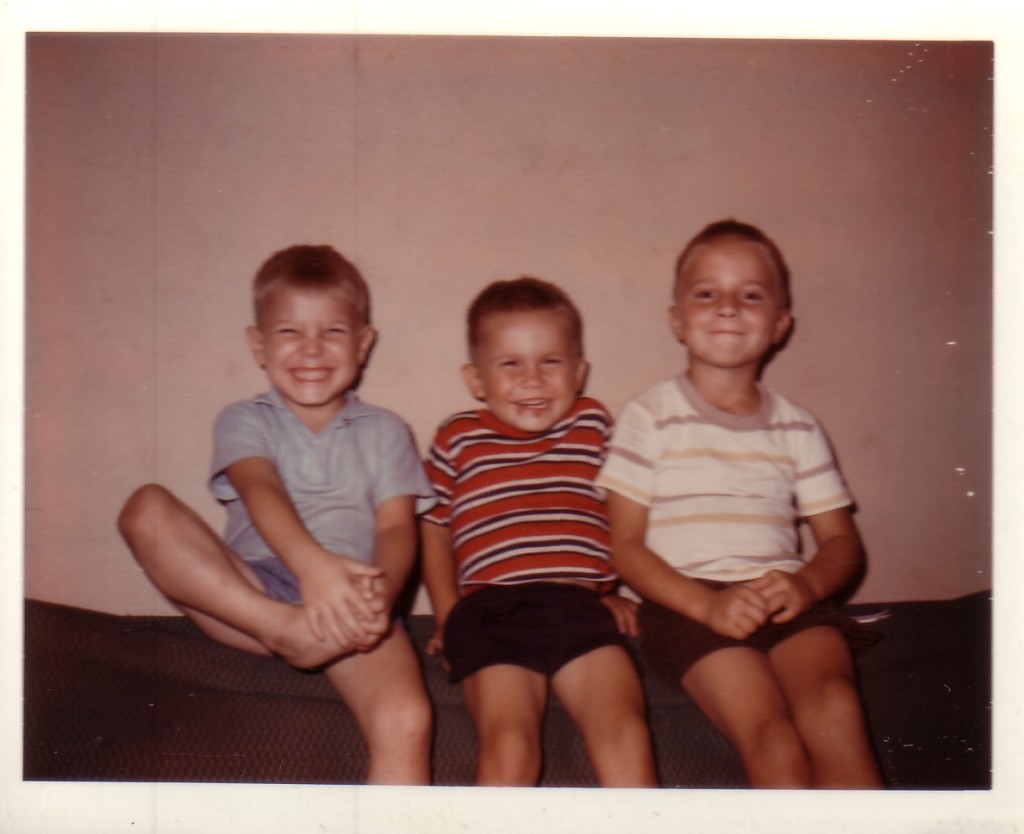 Bruce (far right) with his brothers